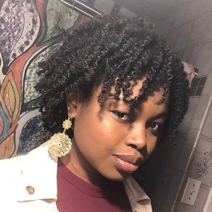 Meet your Posher, Alaynna